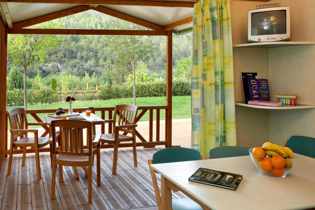 Camping Bassegoda Park Hotel Albanya Quarto foto